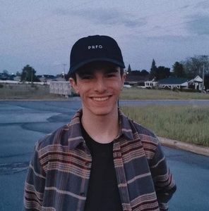 Meet your Posher, Benjamin sébastien